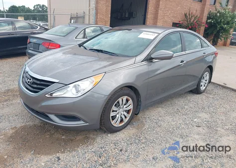 2013 Hyundai Sonata Gls z USA, uszkodzony, nr VIN 5NPEB4AC0DH611901